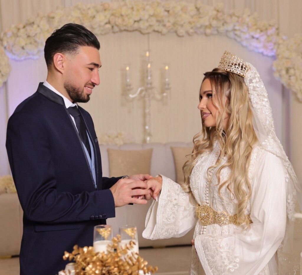 جشن نامزدی لاکچری منیر الحدادی در مادرید؛ همسر آینده ستاره استقلال کیست؟