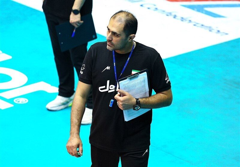 جای سرمربی مستعفی پر شد