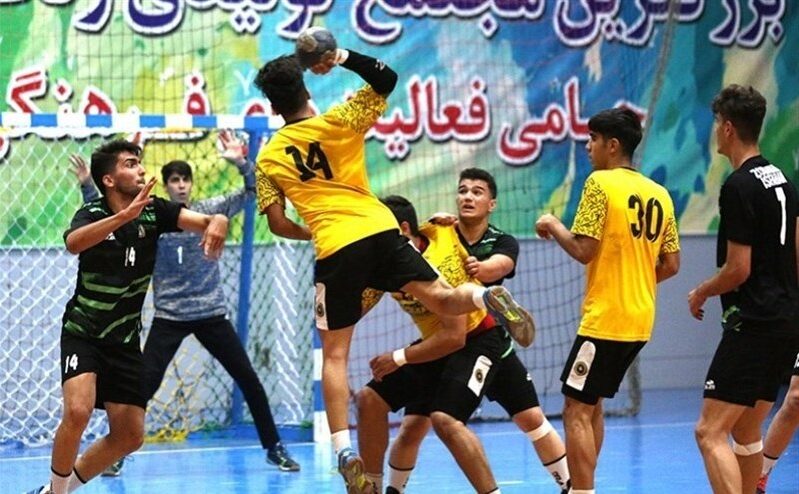 تقابل بالانشینان برای صعود، تکاپوی قعرنشینان برای فرار از سقوط