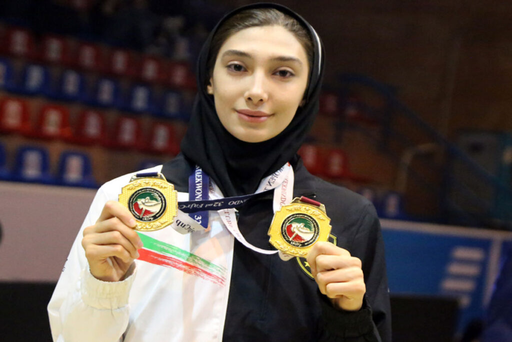 نعمتزاده: بین دخترها و پسرها زمین تا آسمان فرق میگذارند!