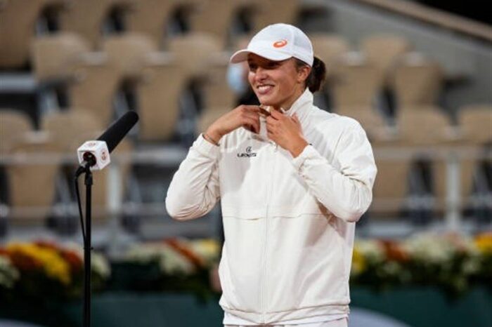 اِشویانتک صدرنشین تنیس حرفه‌ای زنان