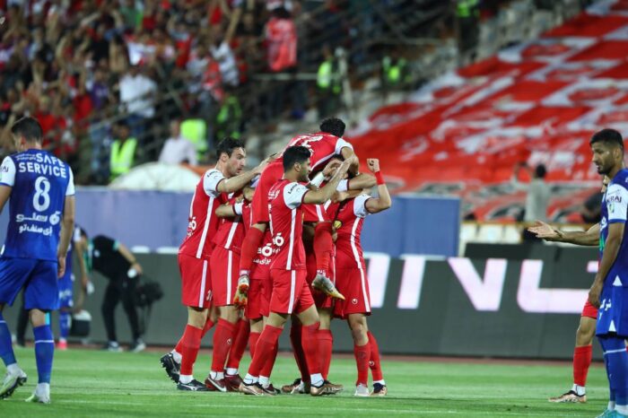 صادقی و رفیعی، ستون فقرات پرسپولیس