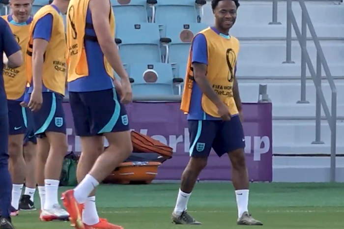 بازگشت رحیم استرلینگ به تمرینات انگلیس قبل از بازی با فرانسه+ ویدیو