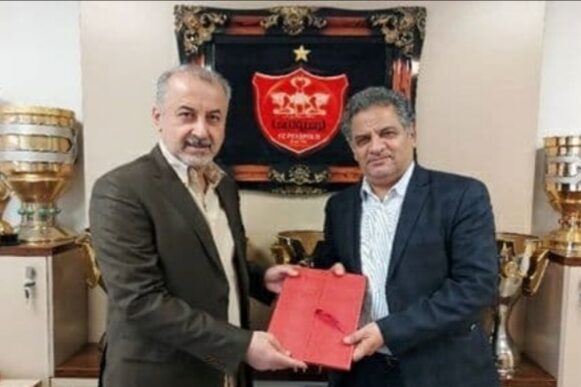 دفاع باشگاه پرسپولیس از پیروانی و خبیری