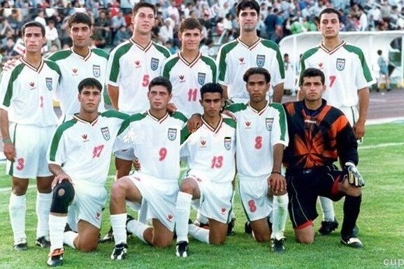 یک خاطره تلخ؛ پیرمردهای ایرانی حاضر در جام جهانی نوجوانان